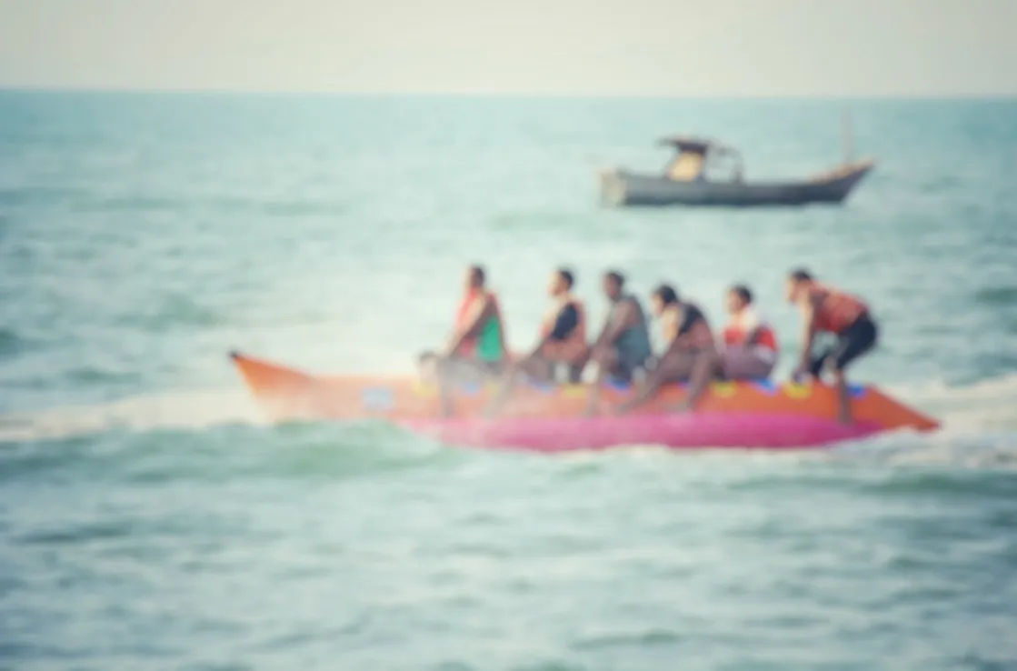 Bananenboot auf dem Wasser